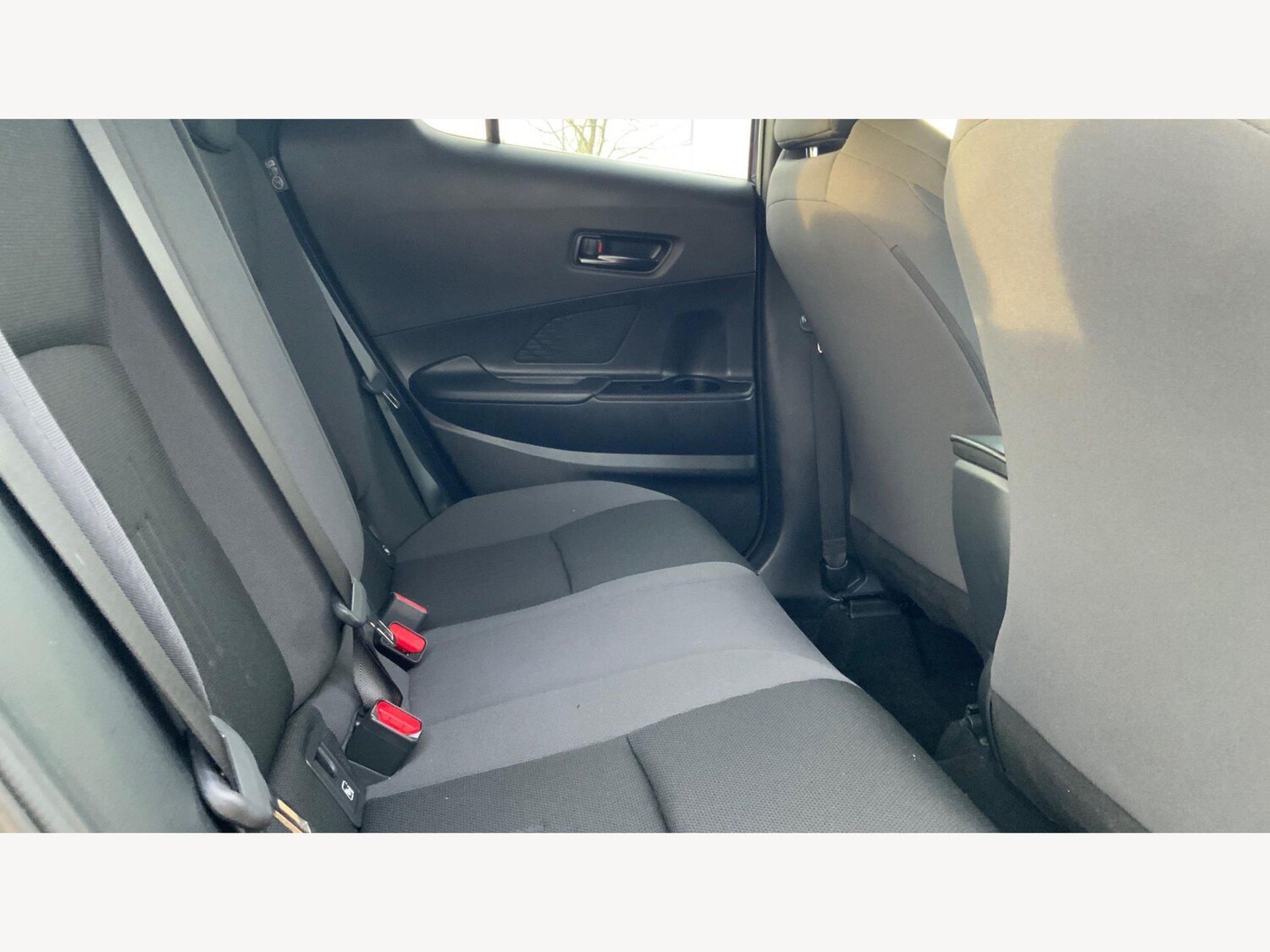 Used Toyota C-HR 2025 for sale - 78101304: Photo 14