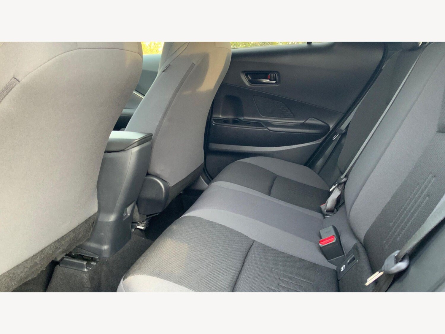 Used Toyota C-HR 2025 for sale - 78101304: Photo 15