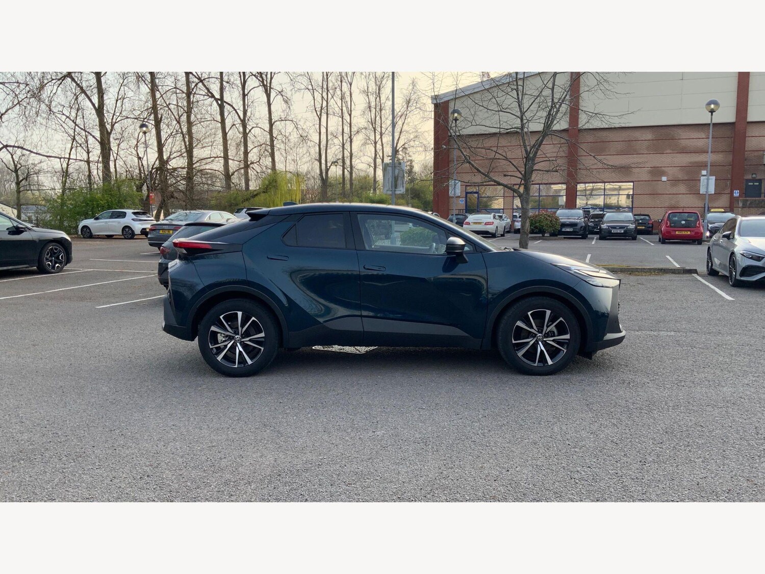 Used Toyota C-HR 2025 for sale - 78101304: Photo 18