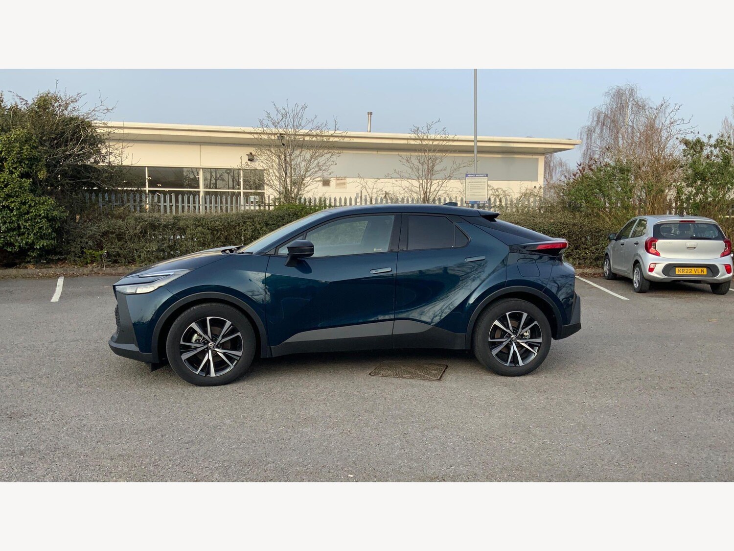 Used Toyota C-HR 2025 for sale - 78101304: Photo 19