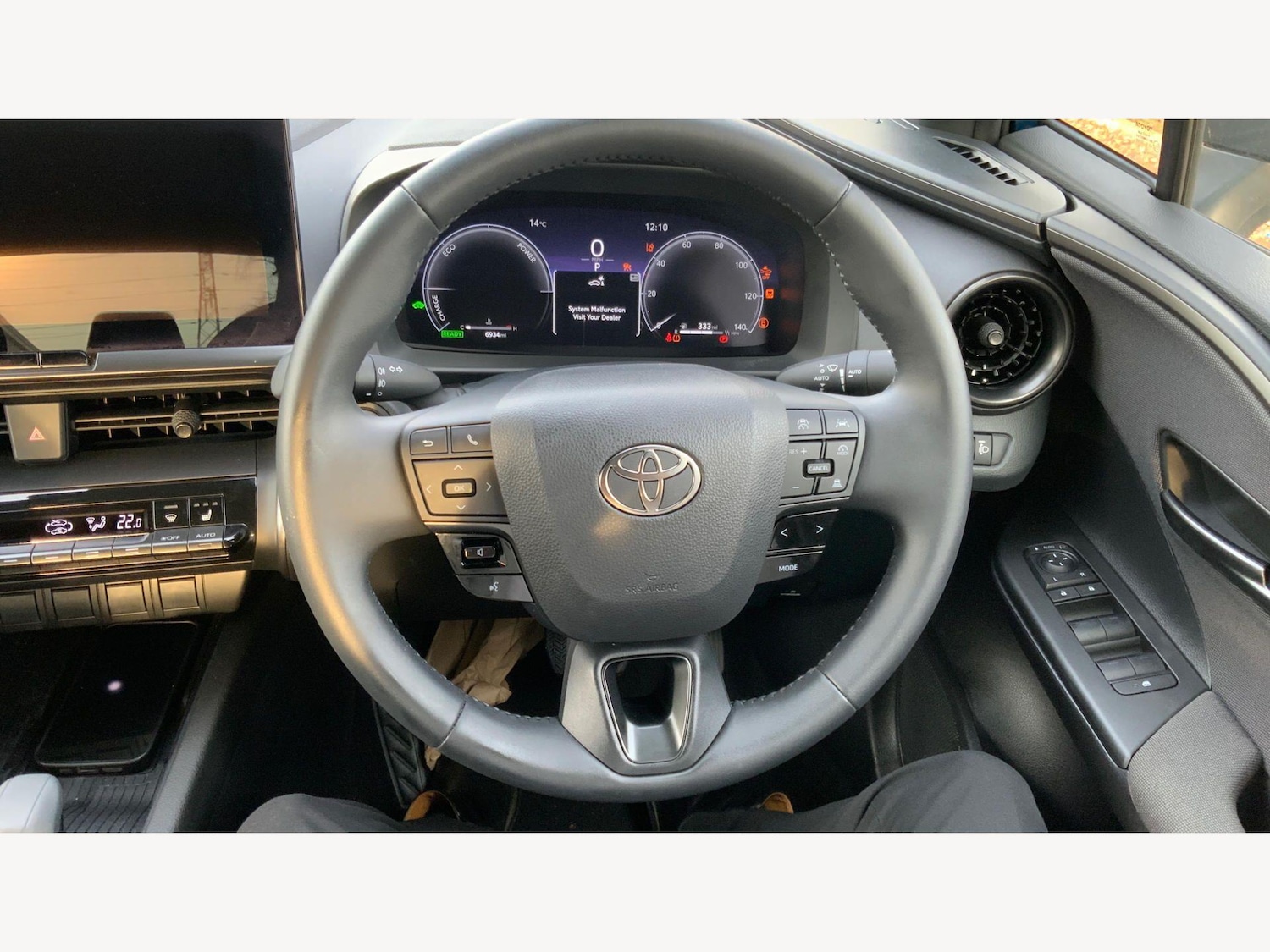 Used Toyota C-HR 2025 for sale - 78101304: Photo 8