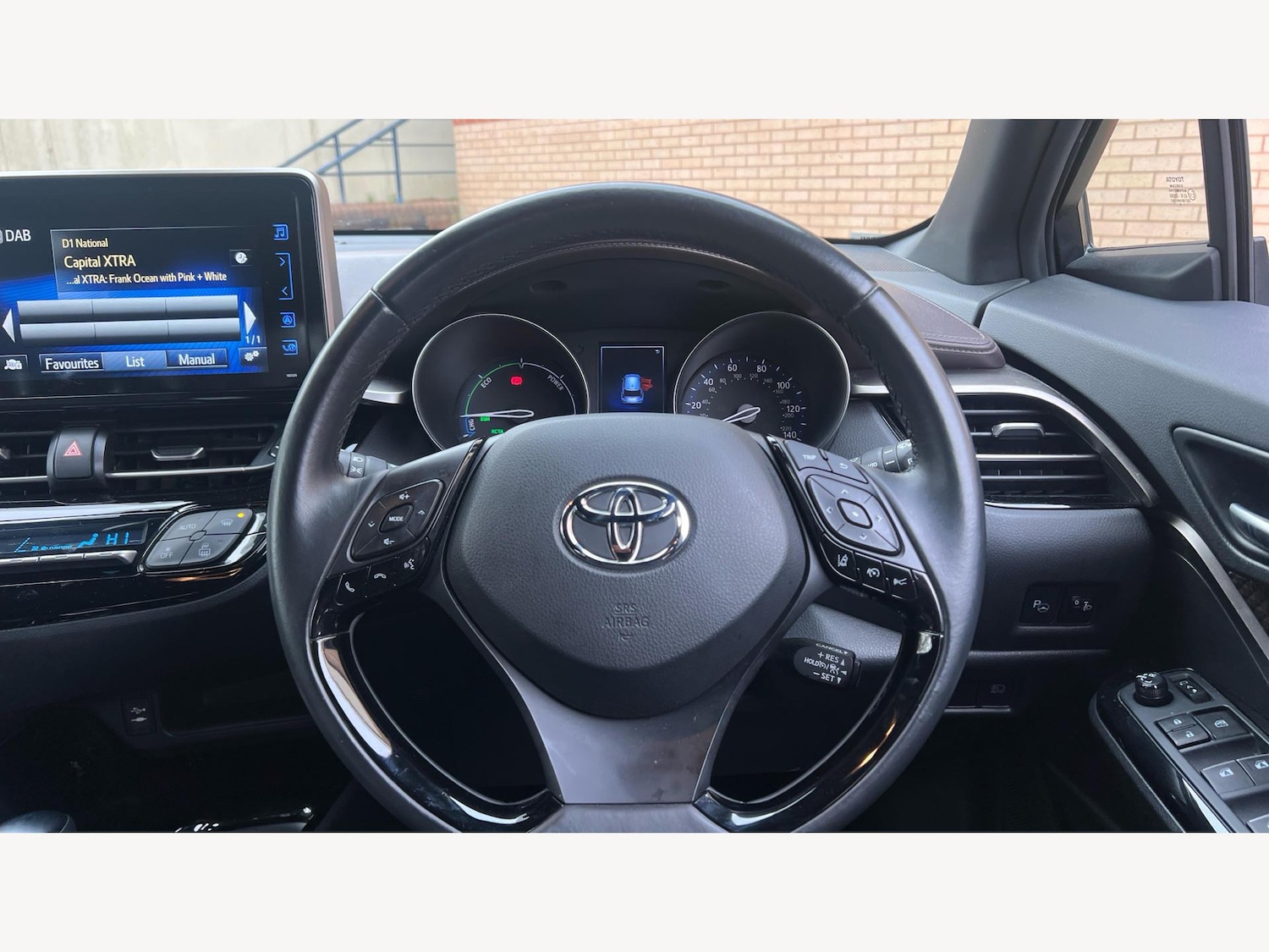 Used Toyota C-HR 2019 for sale - 77097700: Photo 10