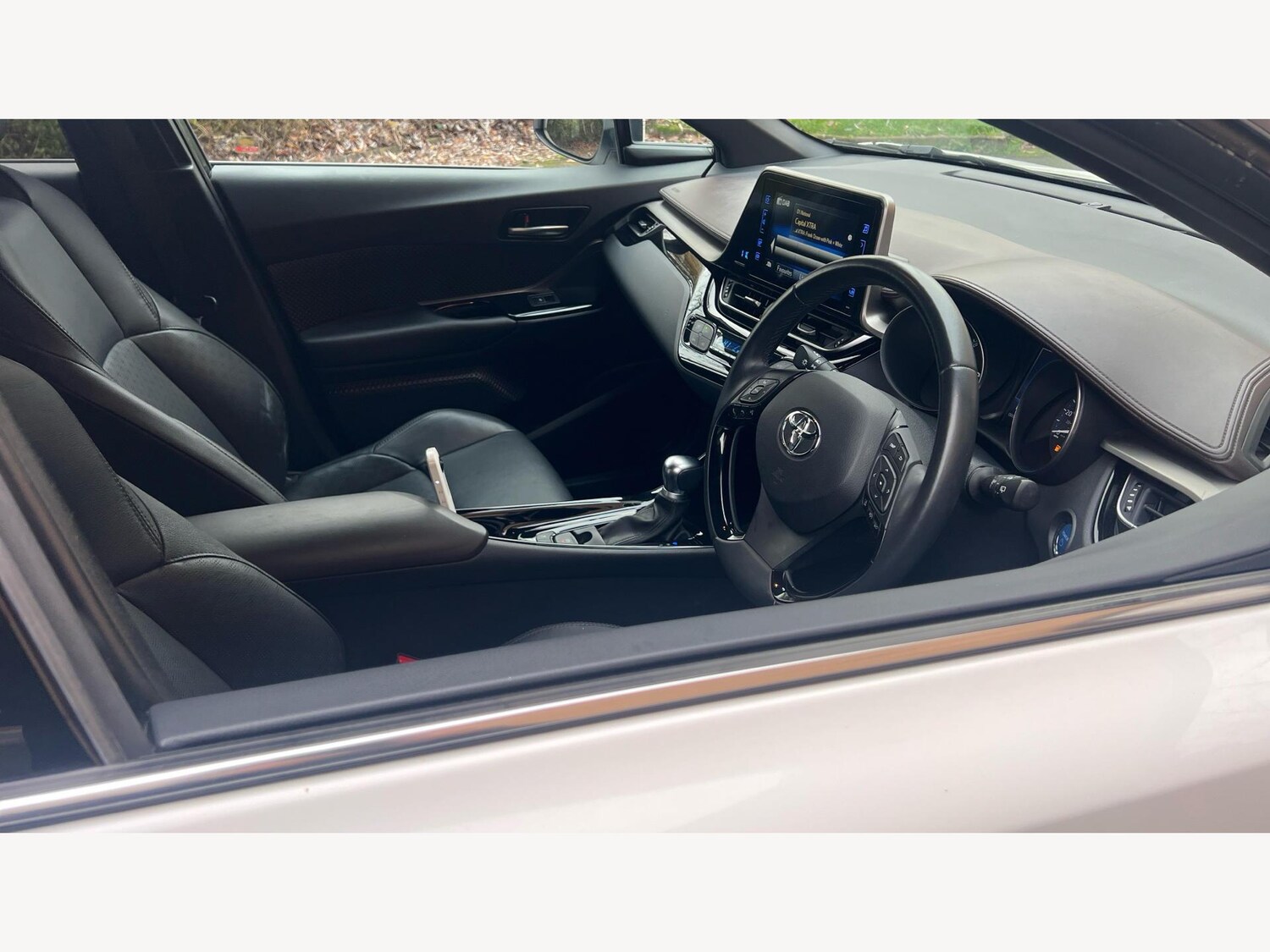 Used Toyota C-HR 2019 for sale - 77097700: Photo 13