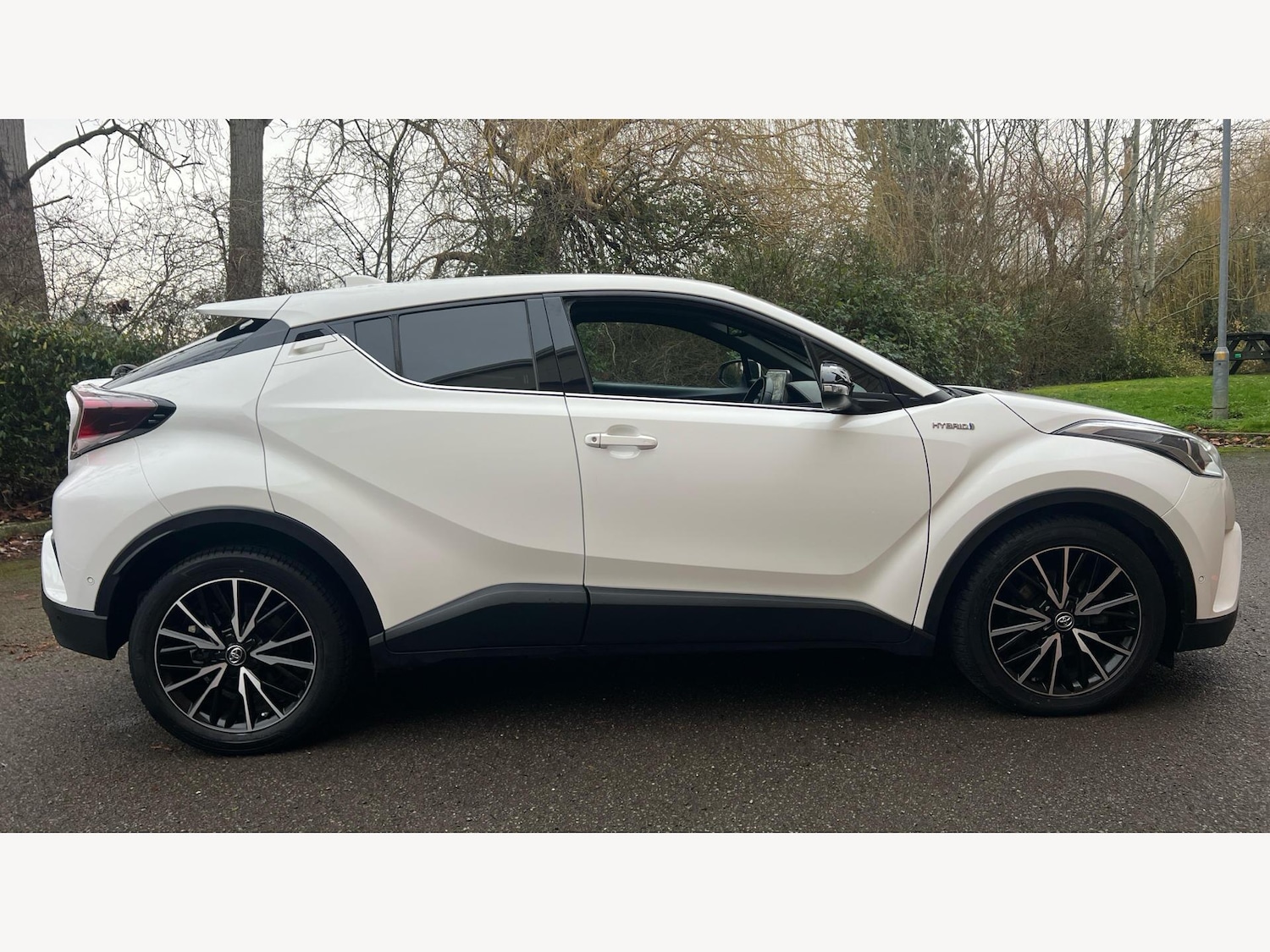 Used Toyota C-HR 2019 for sale - 77097700: Photo 18