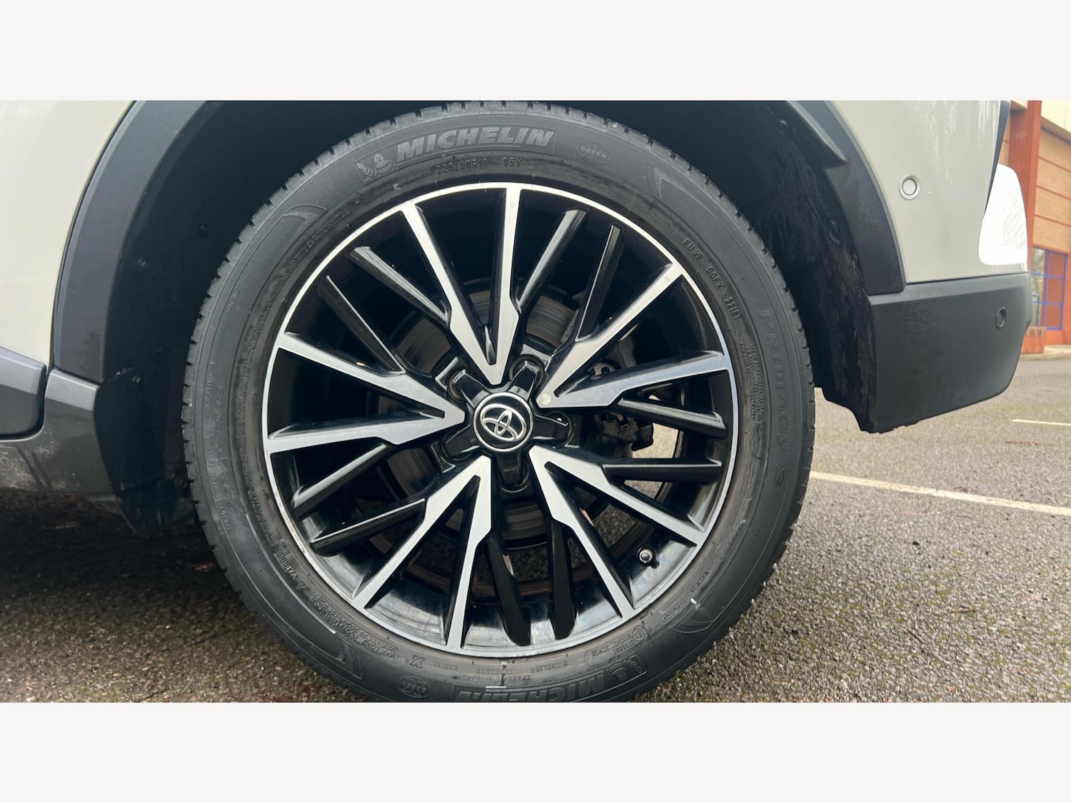 Used Toyota C-HR 2019 for sale - 77097700: Photo 20