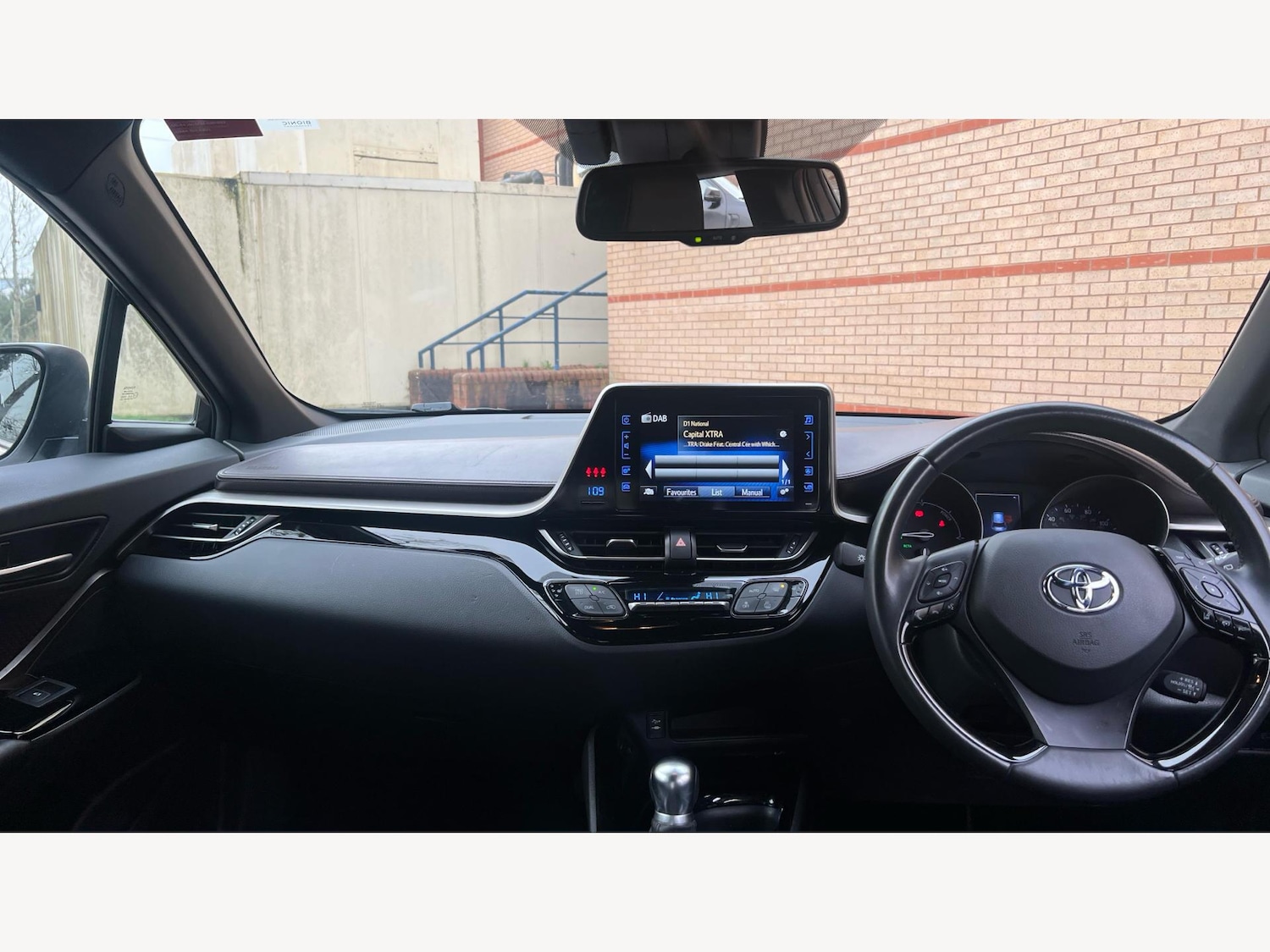 Used Toyota C-HR 2019 for sale - 77097700: Photo 7