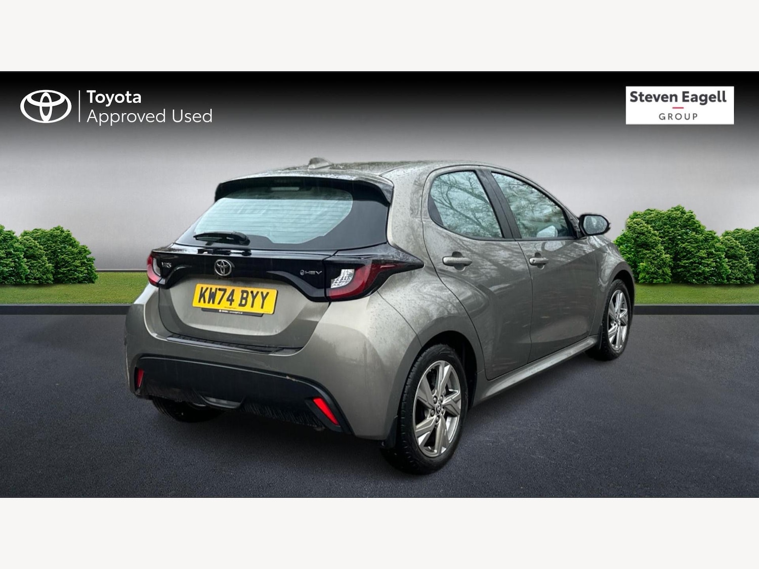 Used Toyota Yaris 2024 for sale - 76584527: Photo 2