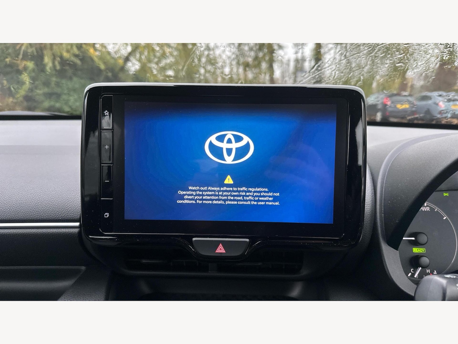 Used Toyota Yaris 2024 for sale - 76584527: Photo 9