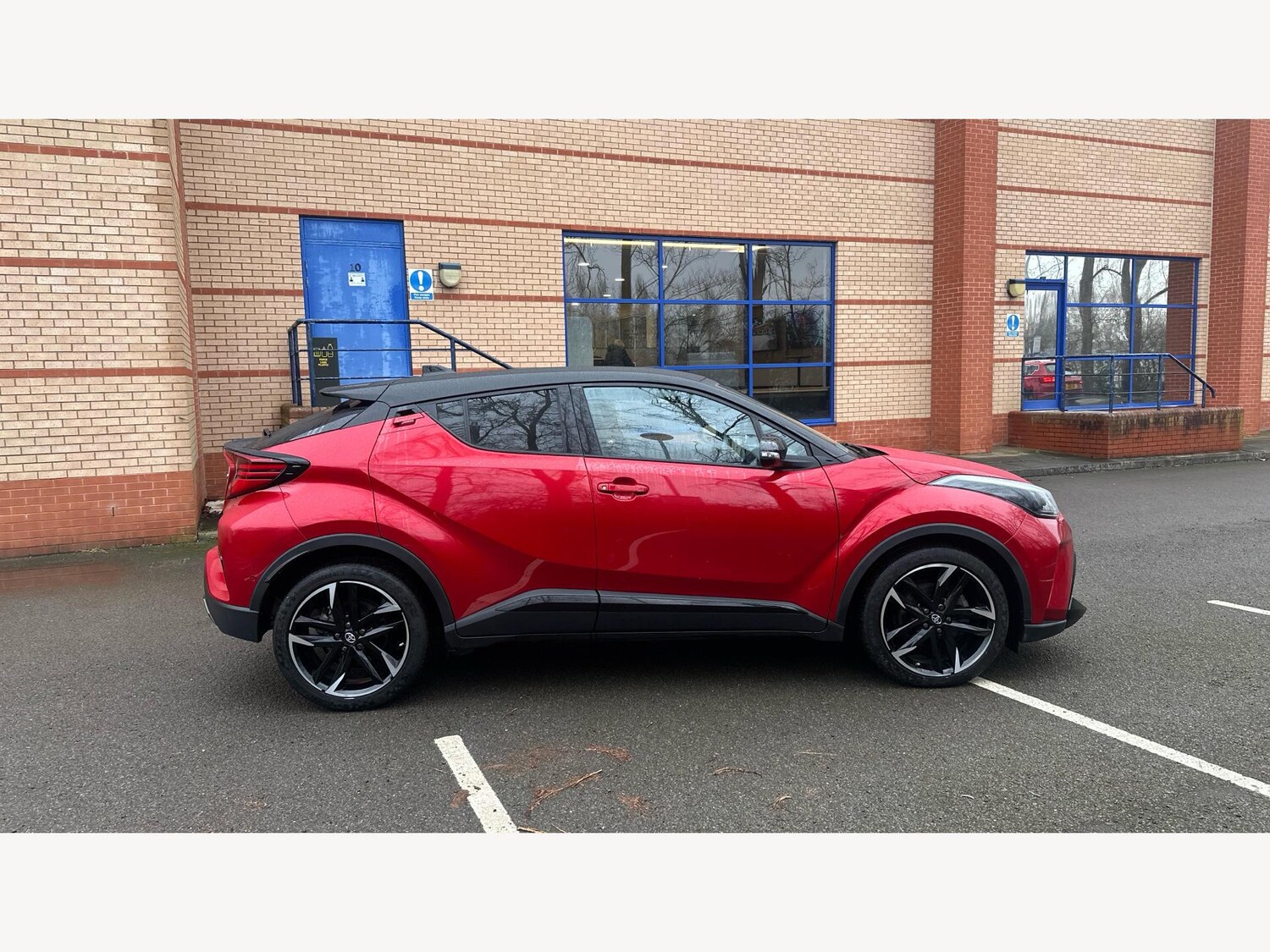 Used Toyota C-HR 2022 for sale - 77550270: Photo 18