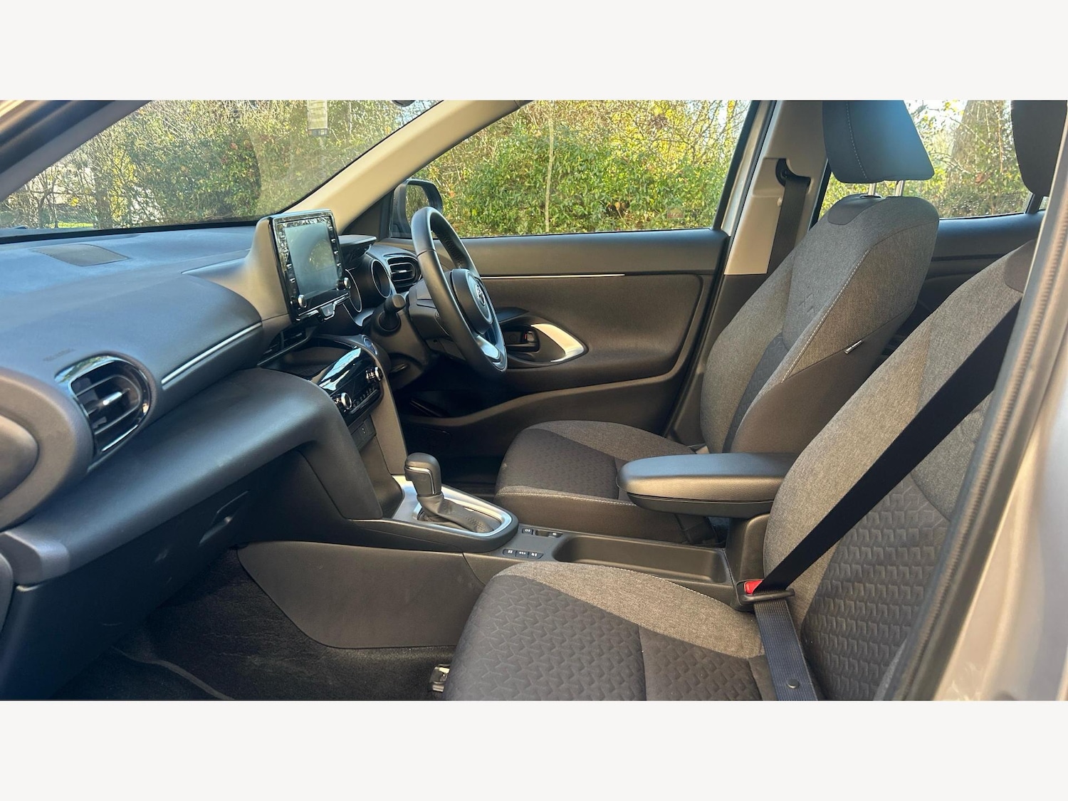 Used Toyota Yaris Cross 2023 for sale - 76849681: Photo 12