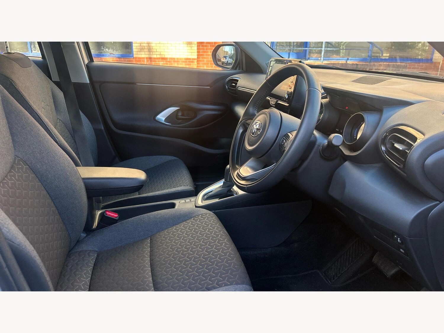 Used Toyota Yaris Cross 2023 for sale - 76849681: Photo 13