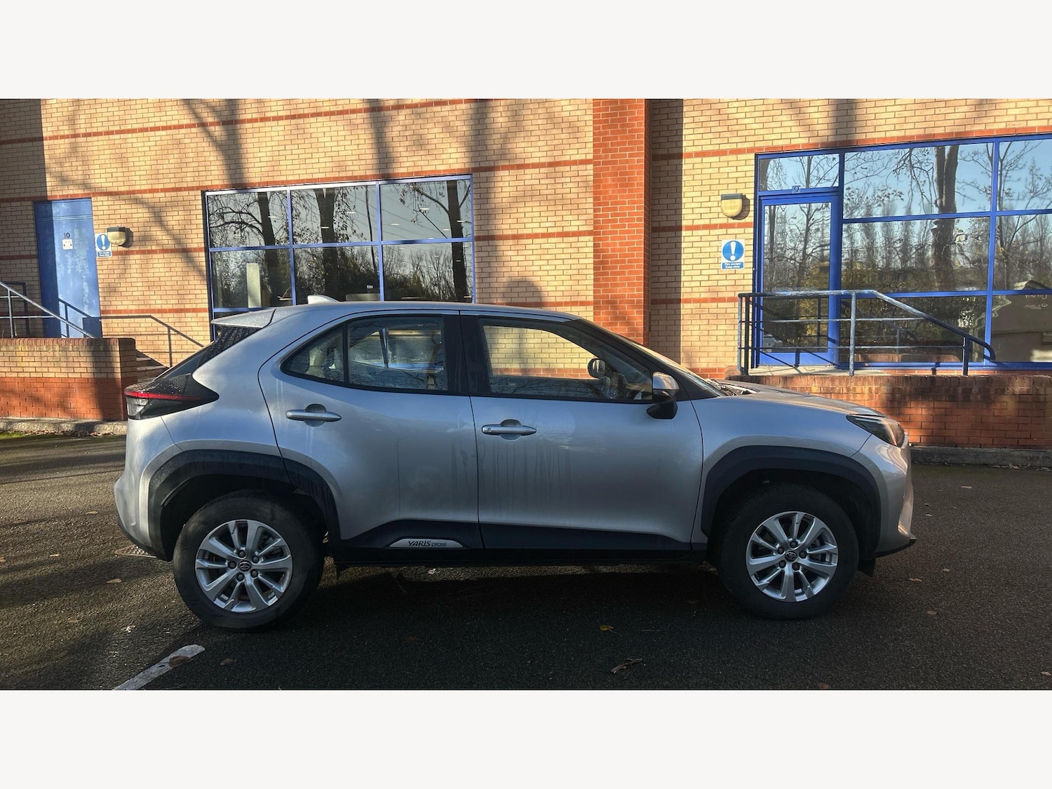 Used Toyota Yaris Cross 2023 for sale - 76849681: Photo 18