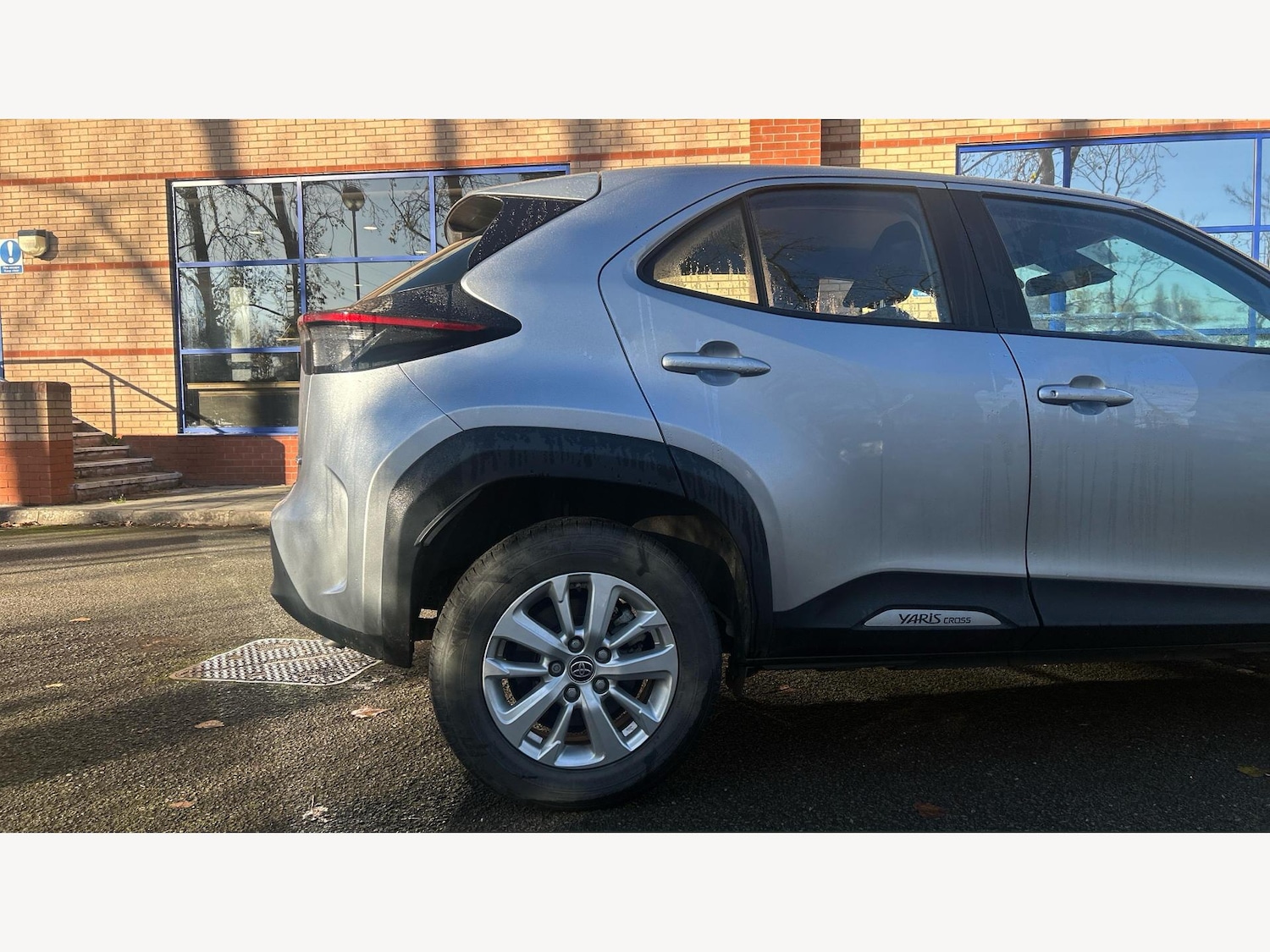 Used Toyota Yaris Cross 2023 for sale - 76849681: Photo 20