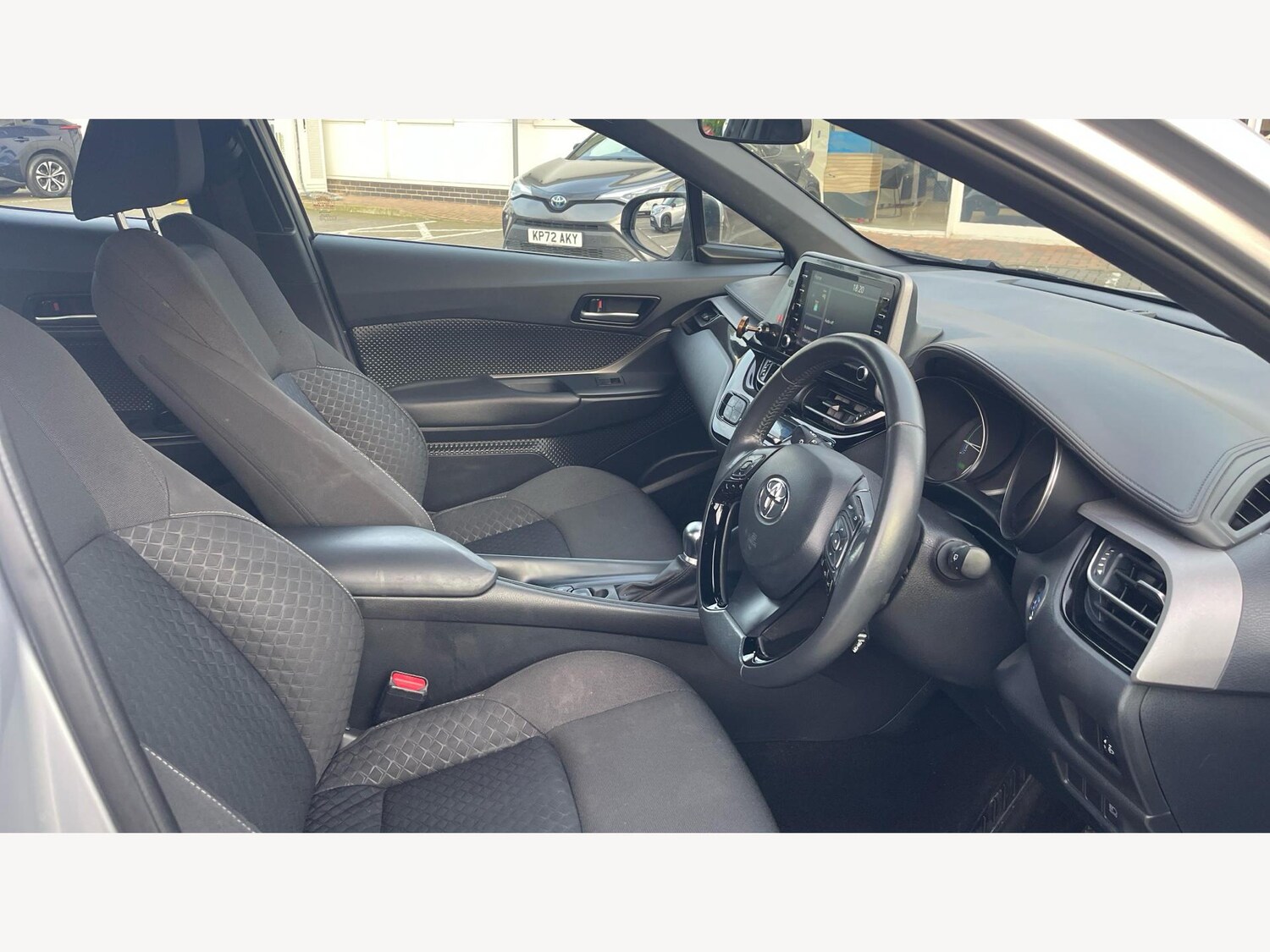 Used Toyota C-HR 2022 for sale - 76012700: Photo 13
