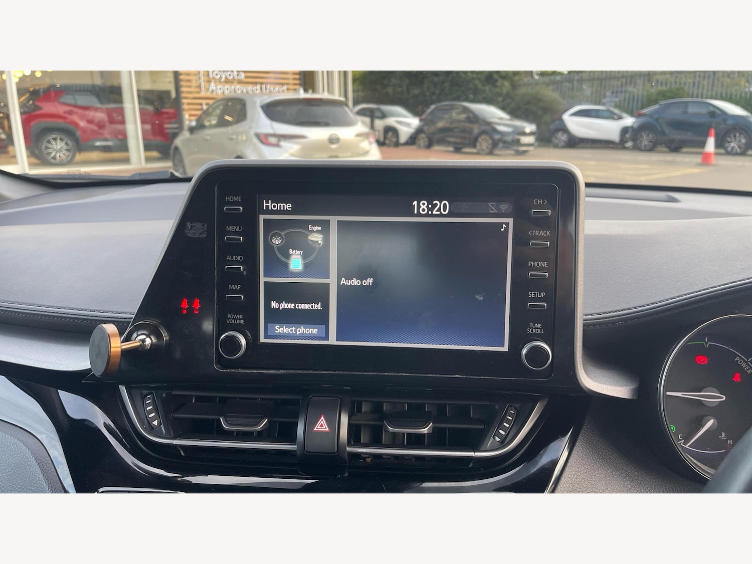 Used Toyota C-HR 2022 for sale - 76012700: Photo 9