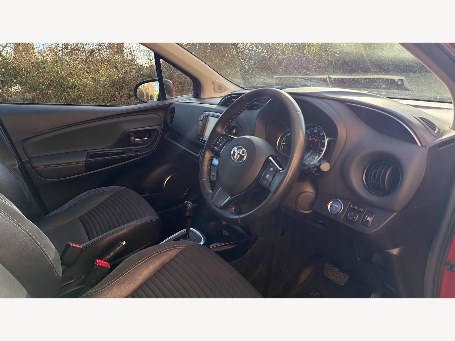 Used Toyota Yaris for sale - 77657969: Photo 13