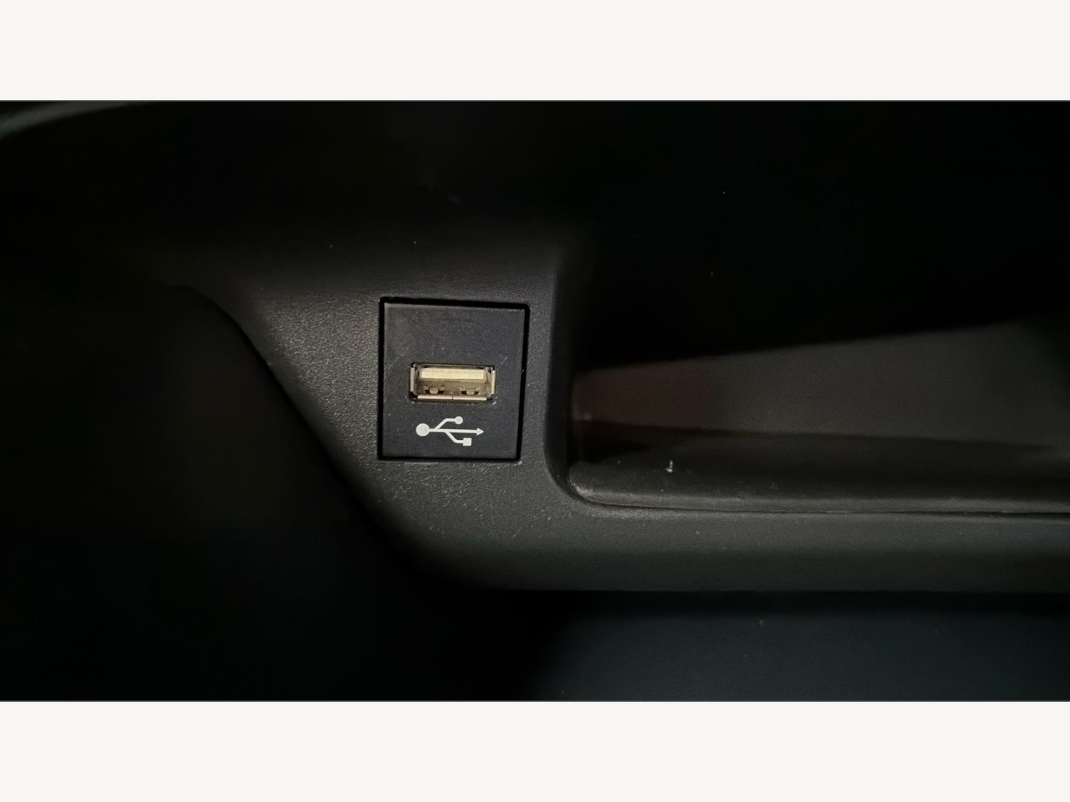 Used Toyota C-HR 2022 for sale - 77266579: Photo 24