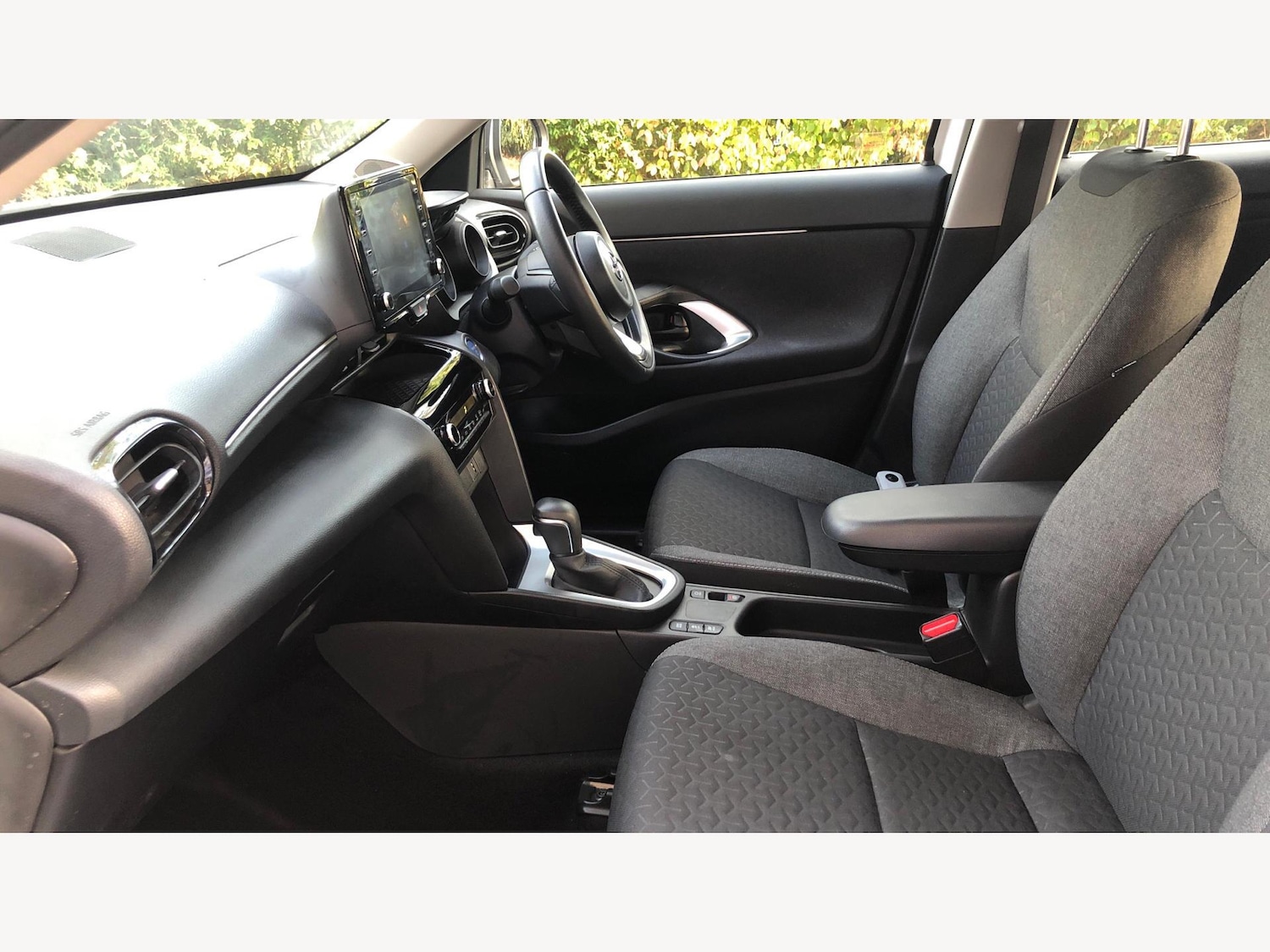 Used Toyota Yaris Cross 2024 for sale - 76759327: Photo 12