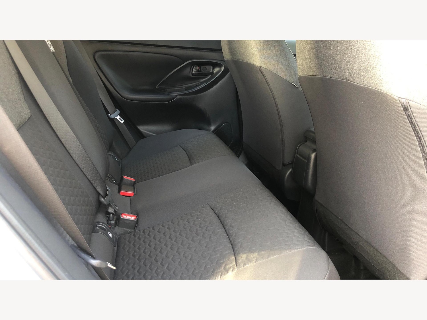 Used Toyota Yaris Cross 2024 for sale - 76759327: Photo 14