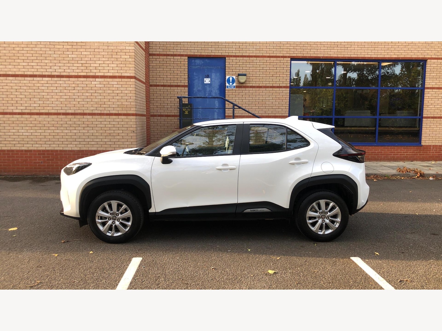 Used Toyota Yaris Cross 2024 for sale - 76759327: Photo 19