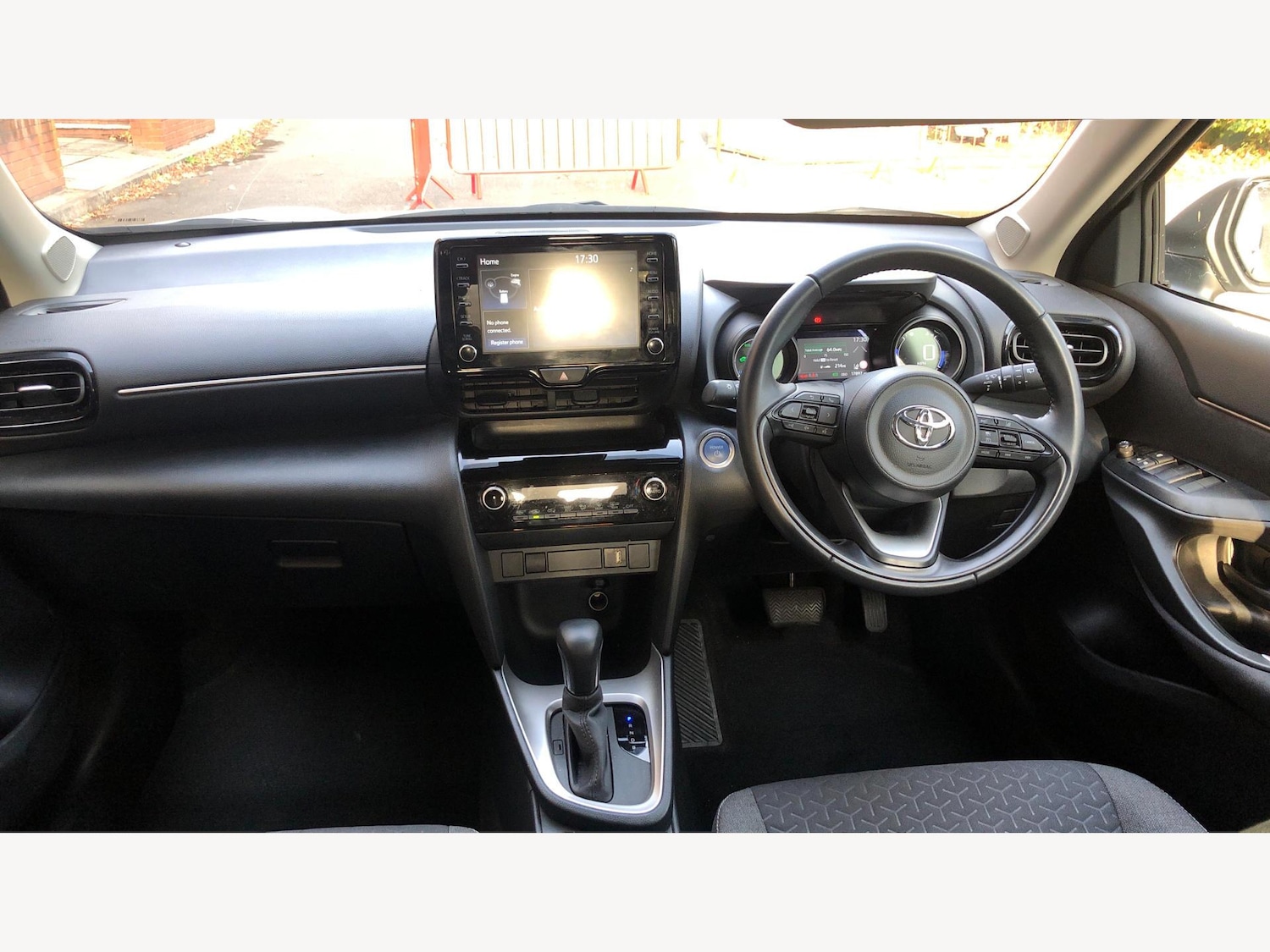 Used Toyota Yaris Cross 2024 for sale - 76759327: Photo 7