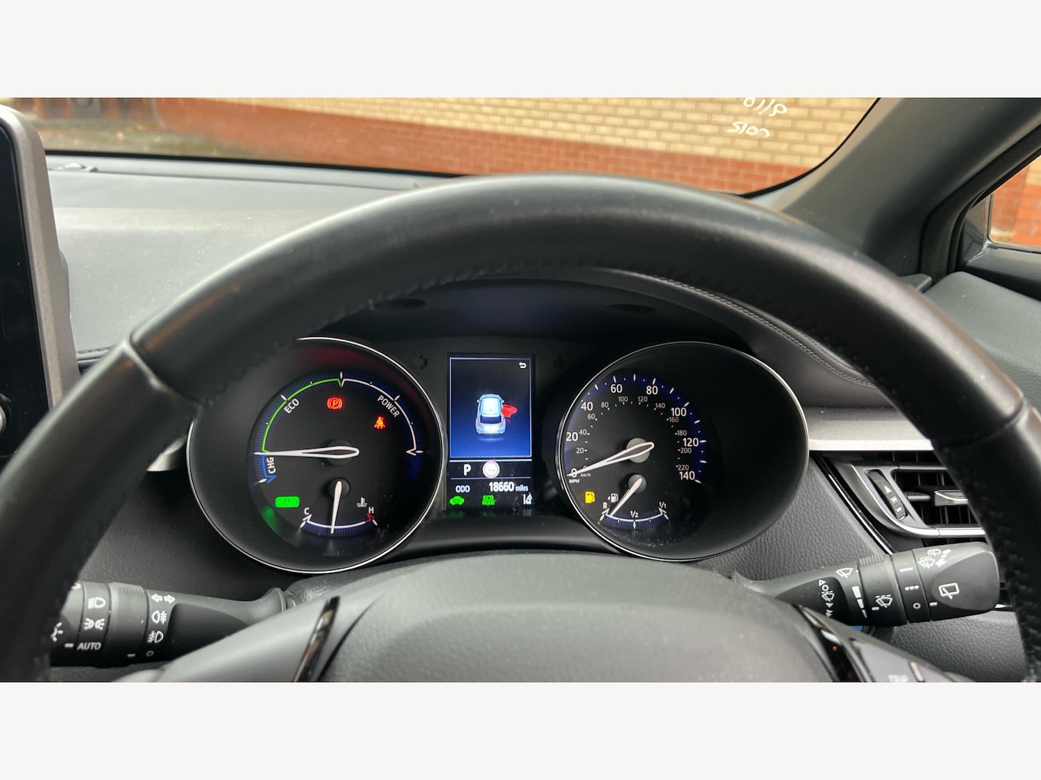 Used Toyota C-HR 2022 for sale - 76432964: Photo 11