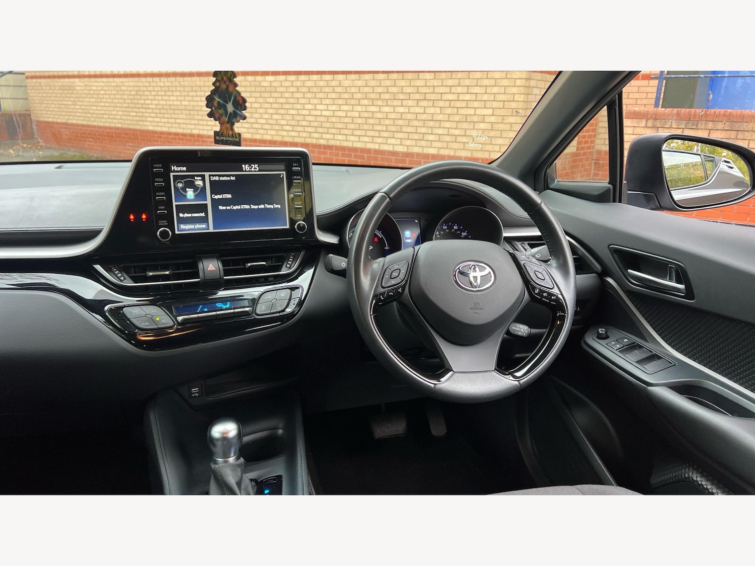 Used Toyota C-HR 2022 for sale - 76432964: Photo 8