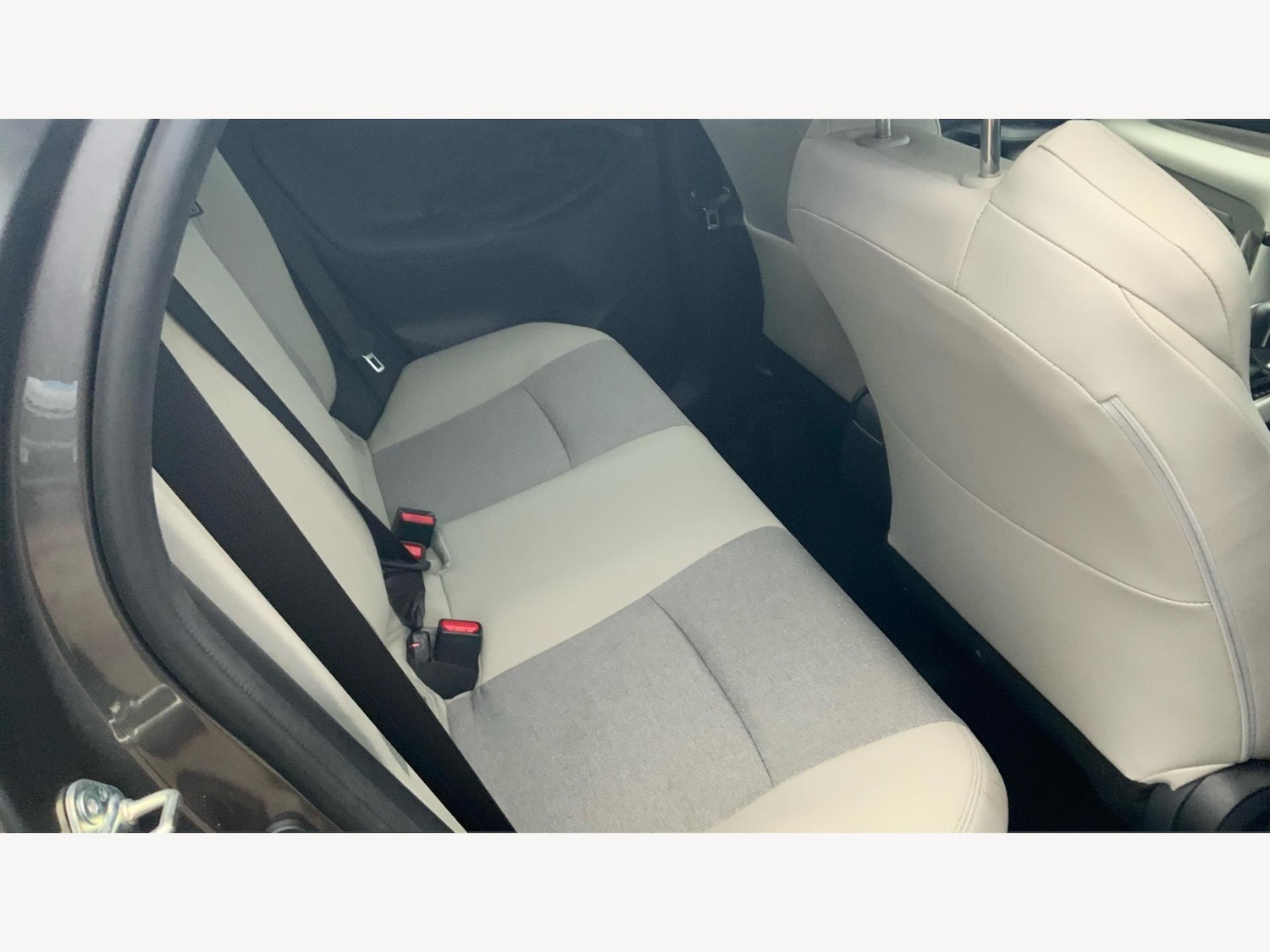 Used Toyota Yaris 2022 for sale - 77439853: Photo 14