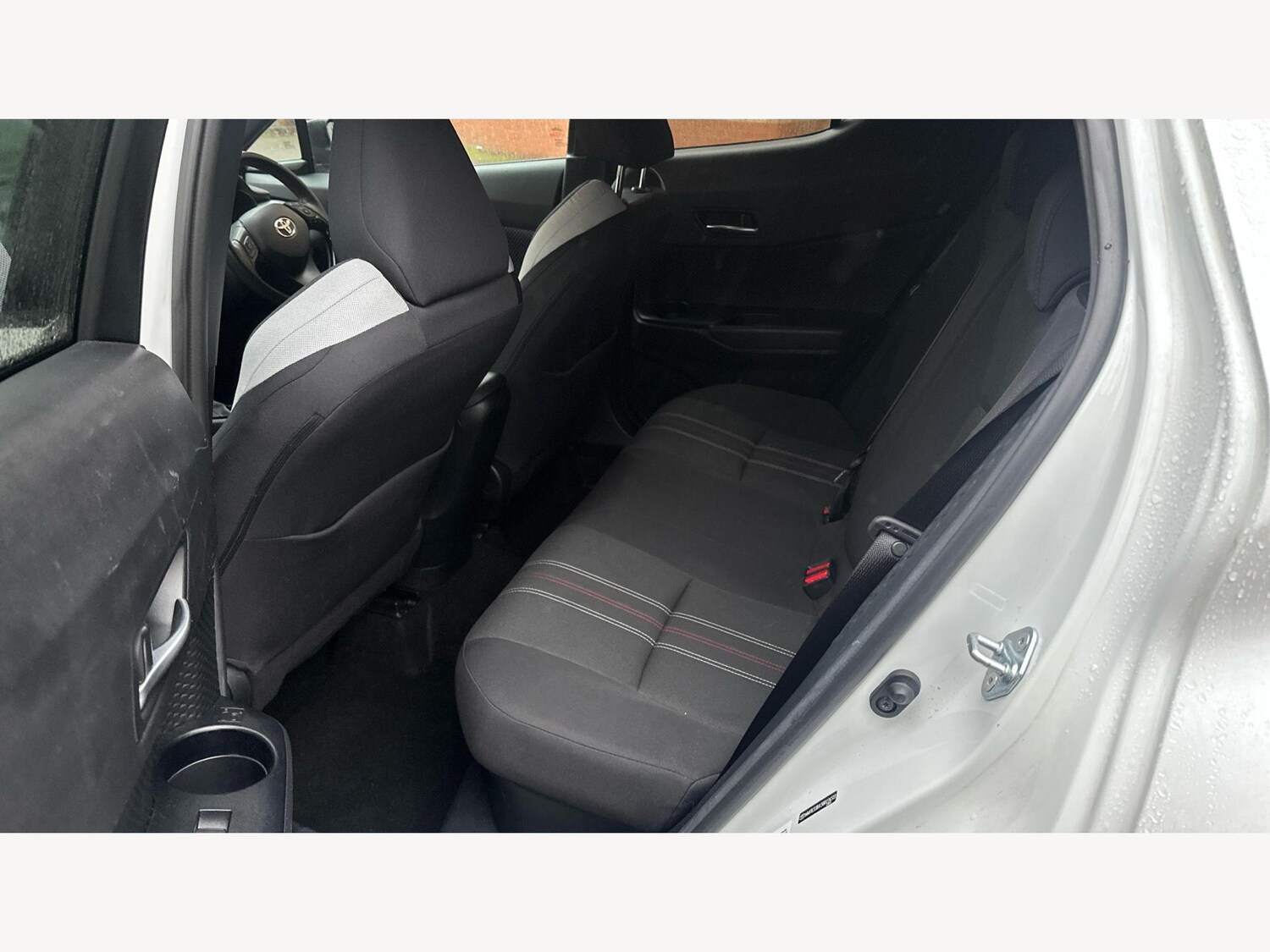 Used Toyota C-HR for sale - 77484133: Photo 15