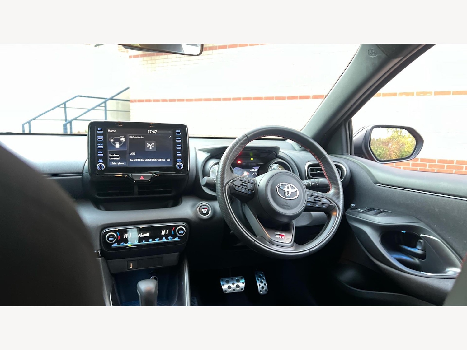 Used Toyota Yaris 2023 for sale - 76927074: Photo 8