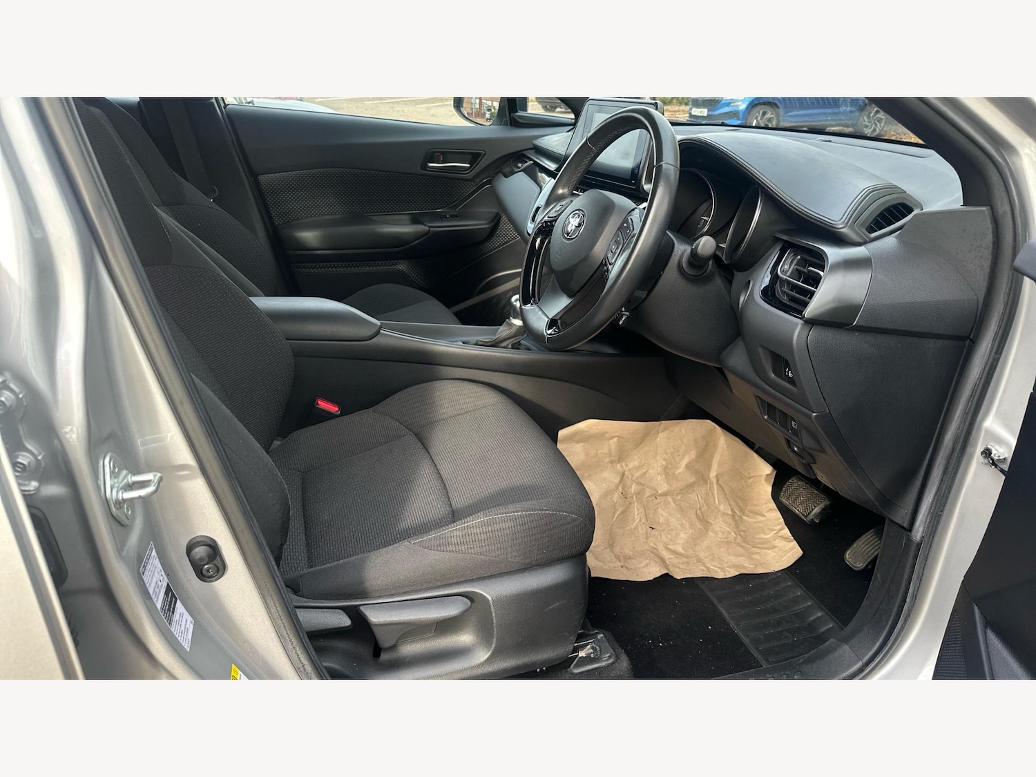 Used Toyota C-HR 2019 for sale - 76620255: Photo 13