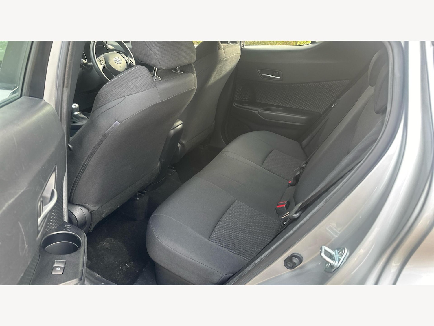 Used Toyota C-HR 2019 for sale - 76620255: Photo 15