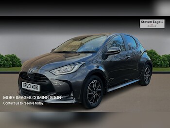 Used Toyota Yaris 2023 for sale - 77267335: Photo