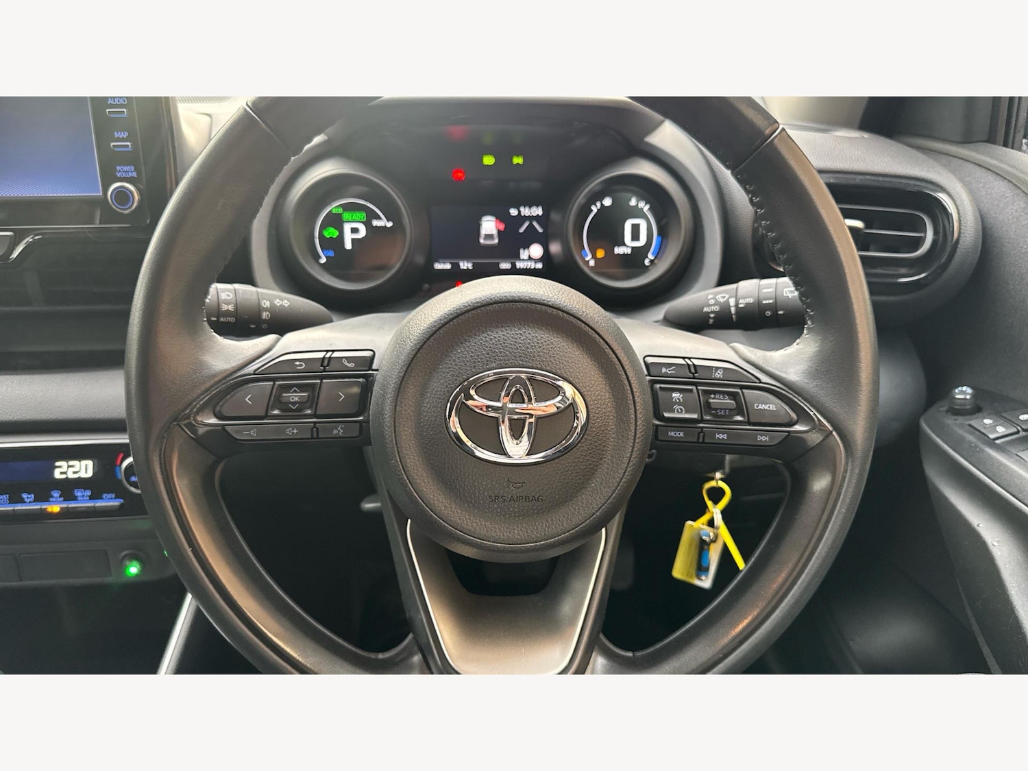 Used Toyota Yaris 2023 for sale - 76701395: Photo 10