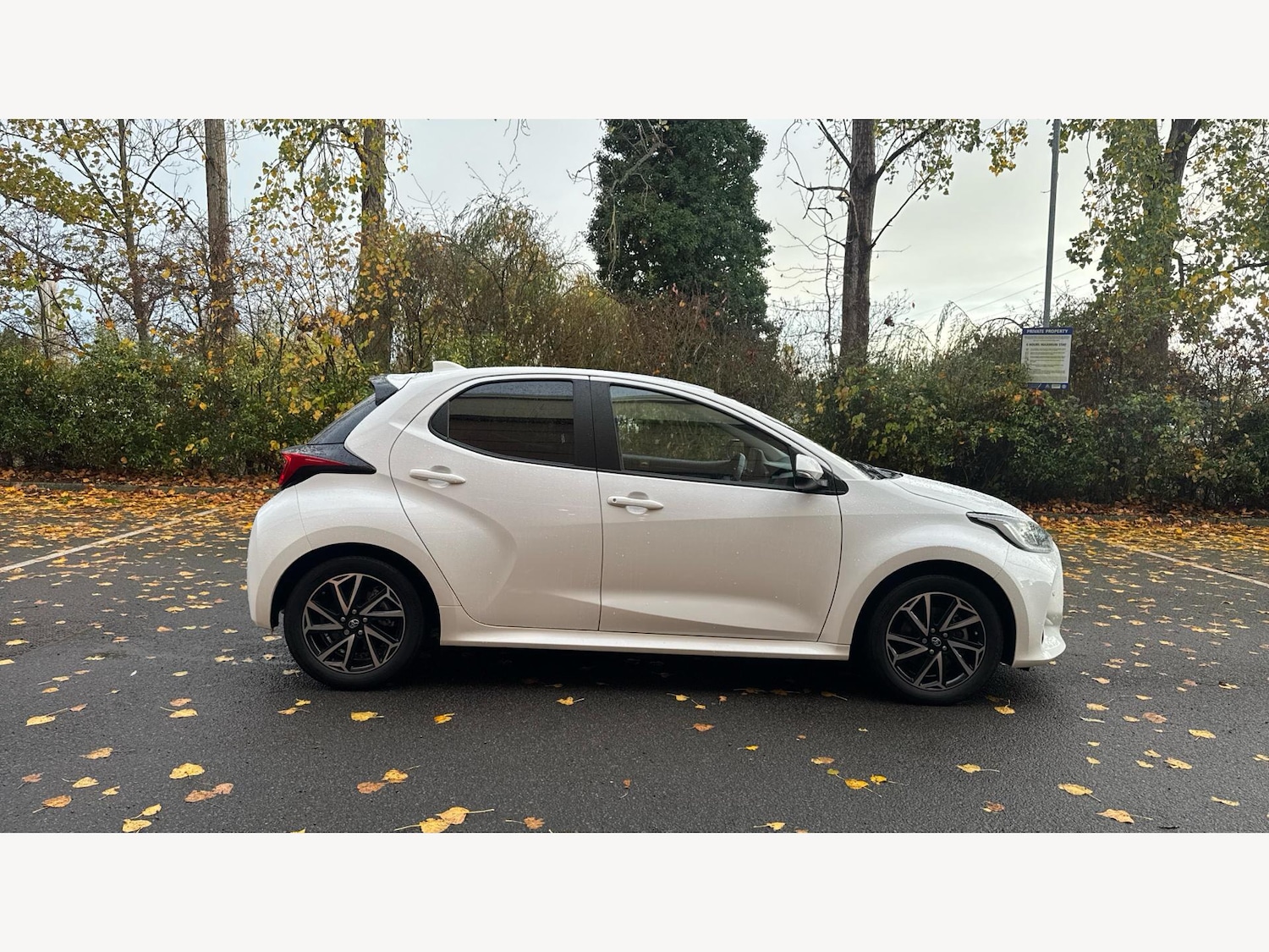 Used Toyota Yaris 2023 for sale - 76701395: Photo 18