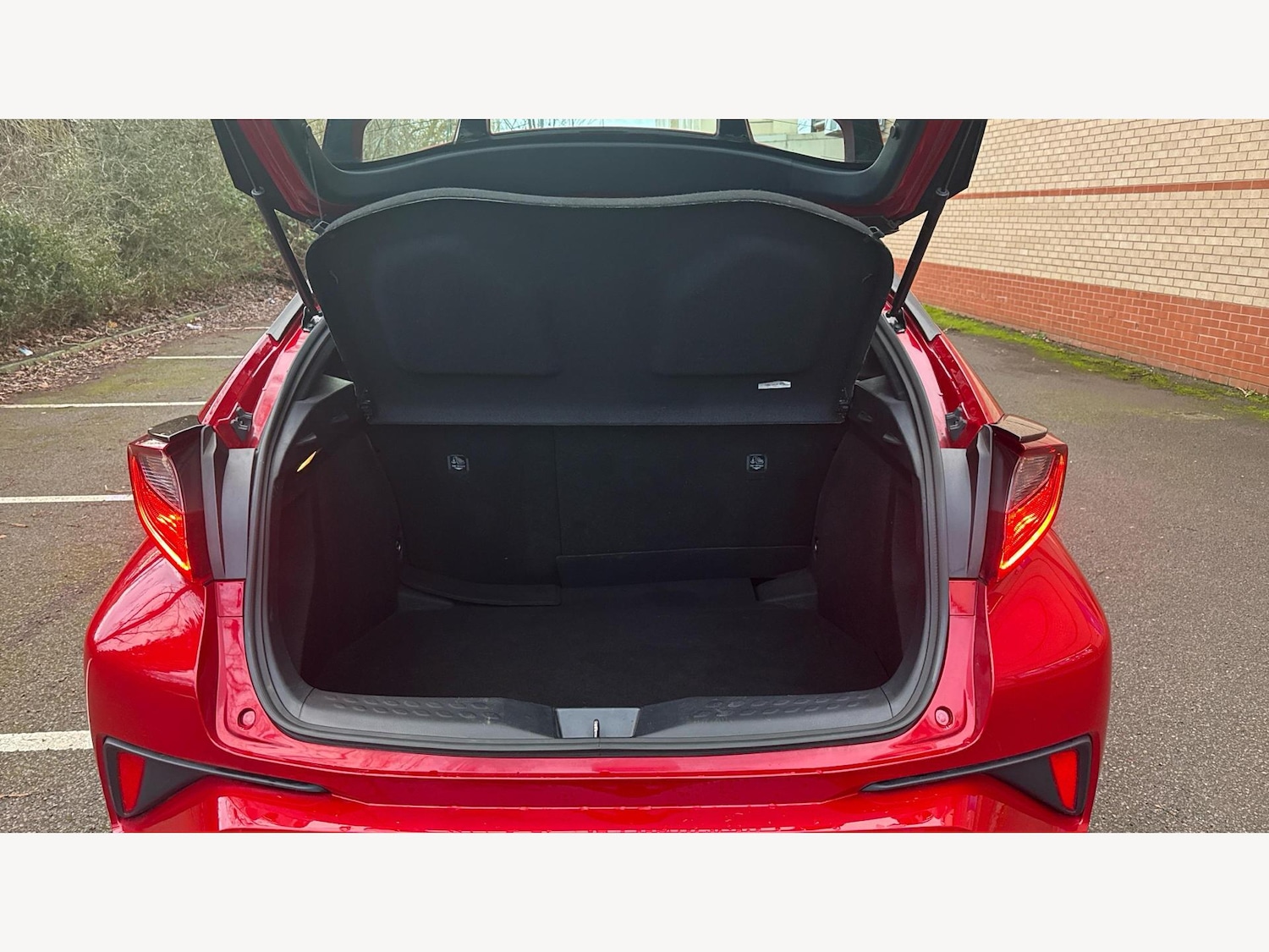 Used Toyota C-HR 2022 for sale - 77315174: Photo 16