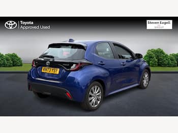 Used Toyota Yaris 2023 for sale - 79756354: Photo