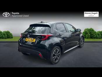 Used Toyota Yaris 2023 for sale - 74777808: Photo