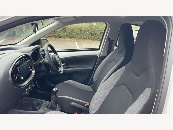 Used Toyota Aygo X 2023 for sale - 76189277: Photo 12