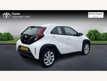 Used Toyota Aygo X 2023 for sale - 76189277: Photo 2