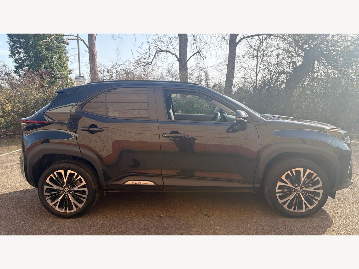 Used Toyota Yaris Cross 2024 for sale - 77670622: Photo 18