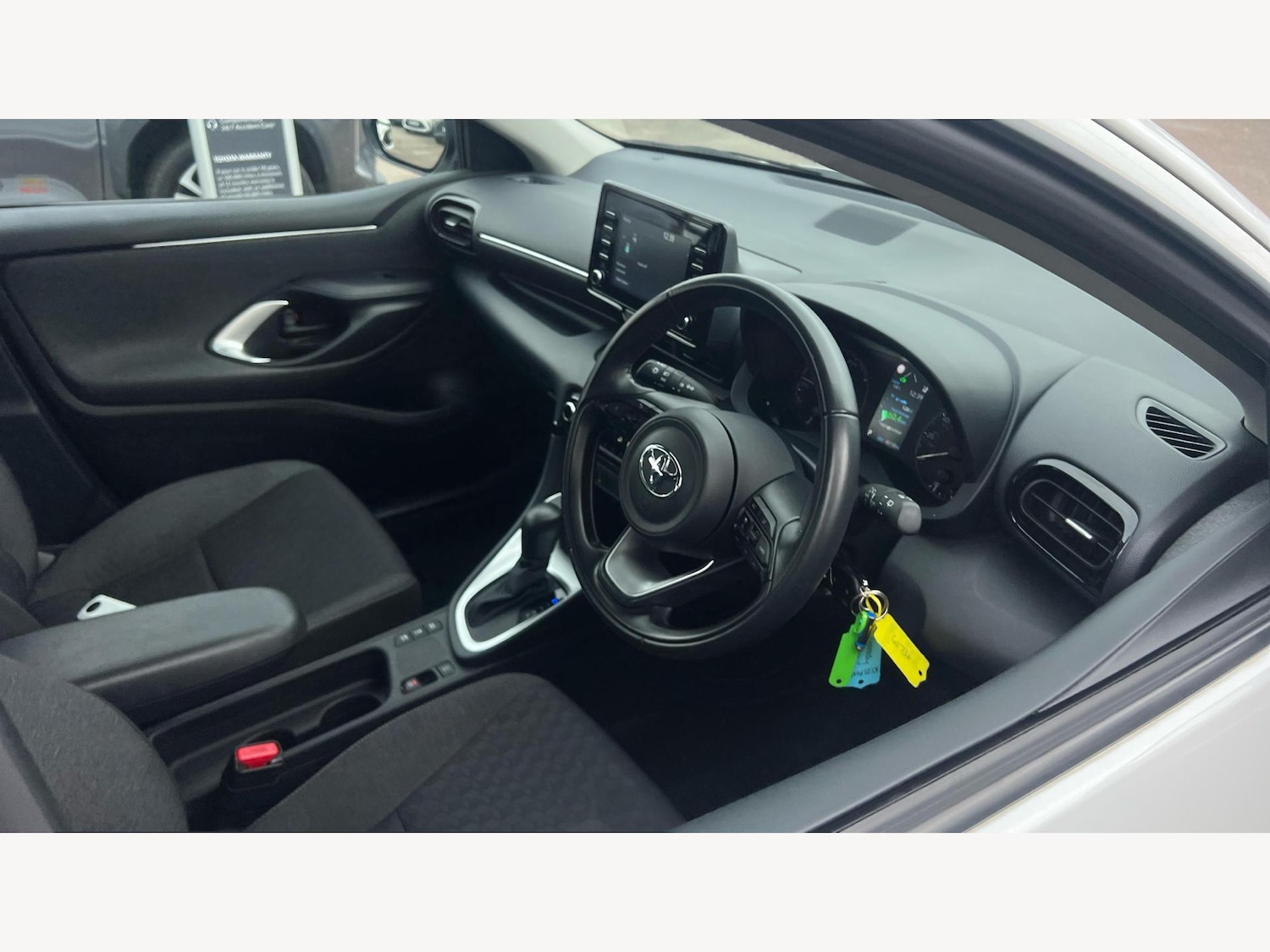 Used Toyota Yaris 2022 for sale - 76522011: Photo 13