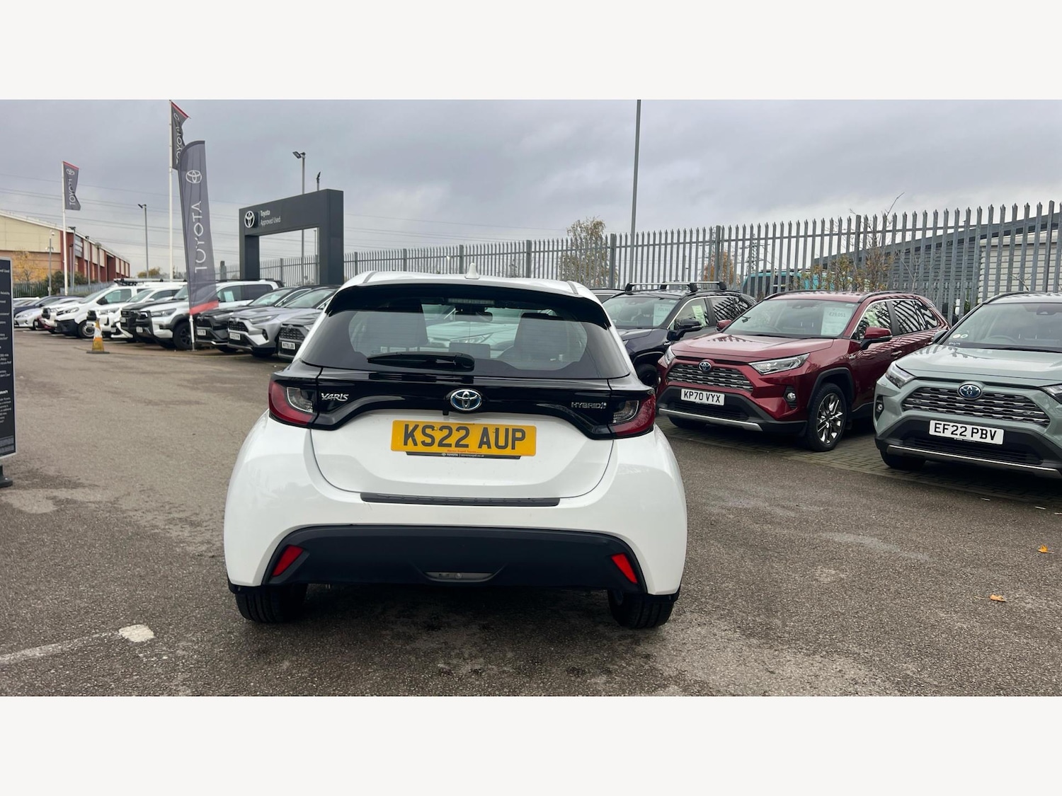 Used Toyota Yaris 2022 for sale - 76522011: Photo 21