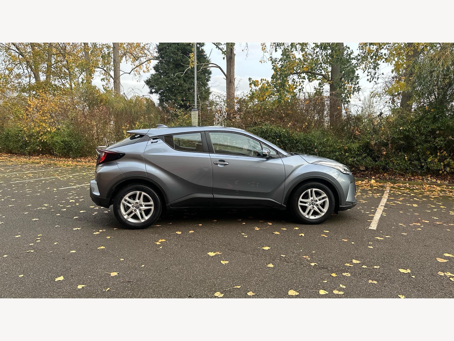 Used Toyota C-HR 2022 for sale - 76715300: Photo 18