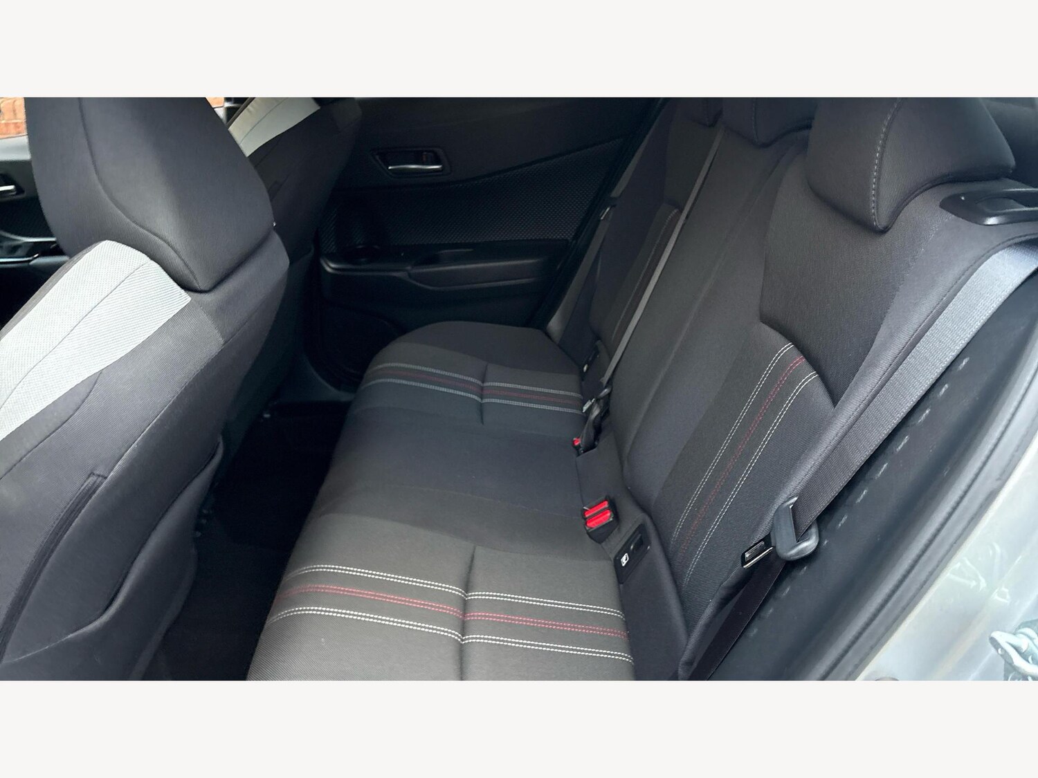 Used Toyota C-HR 2022 for sale - 77306206: Photo 15