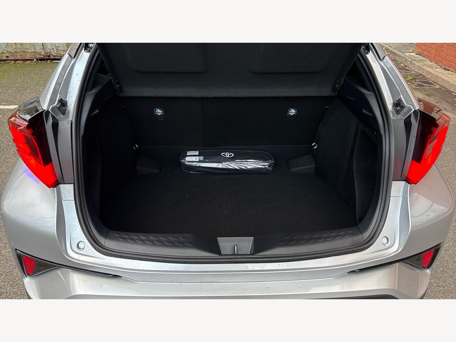 Used Toyota C-HR 2022 for sale - 77306206: Photo 16