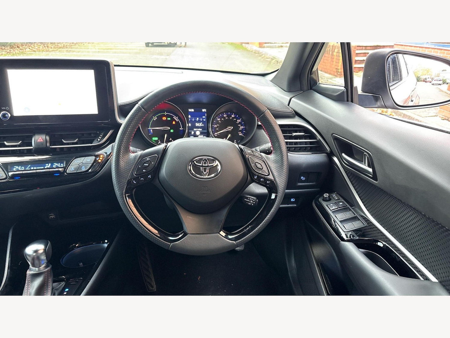 Used Toyota C-HR 2022 for sale - 77306206: Photo 8