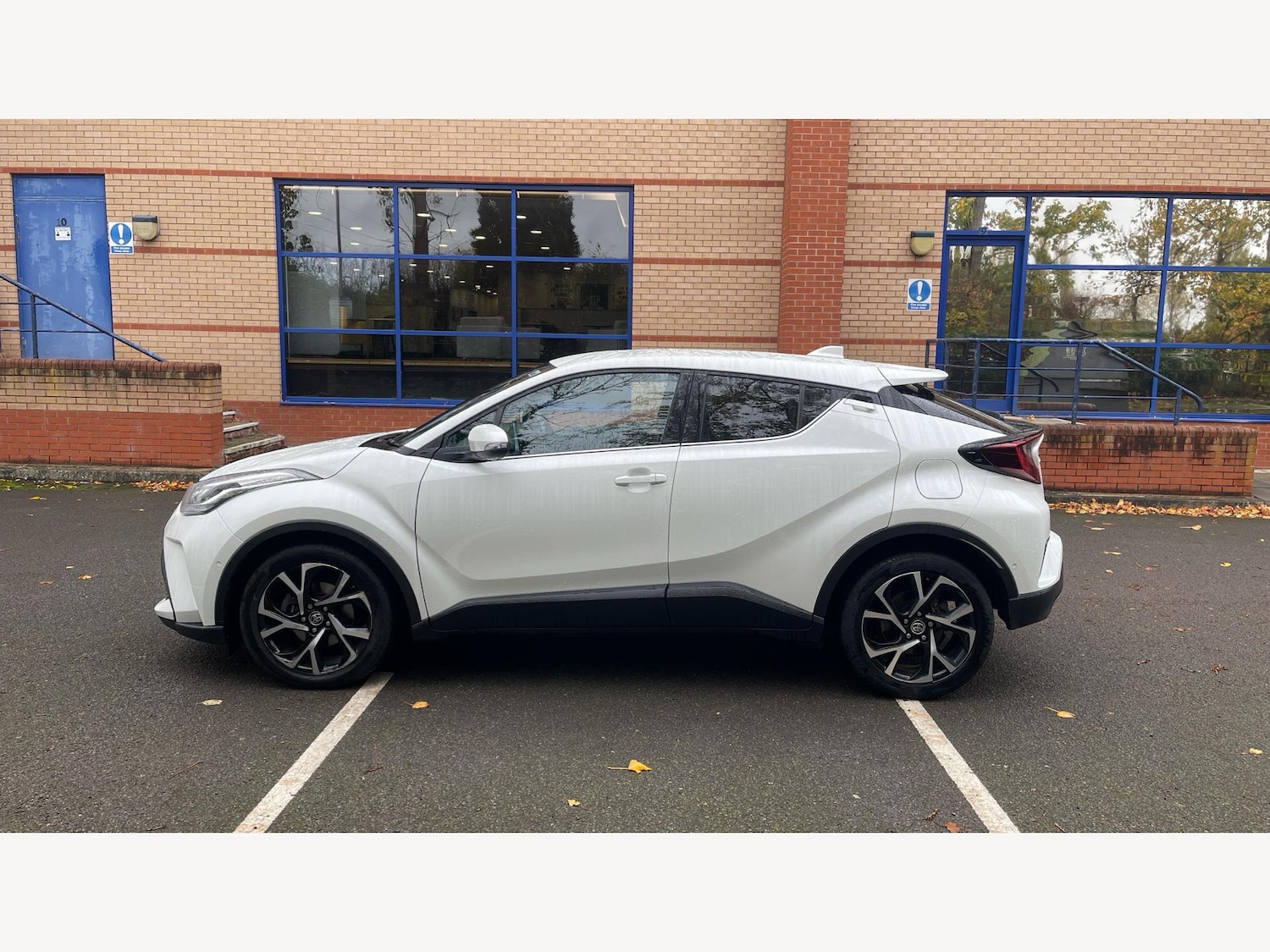 Used Toyota C-HR 2022 for sale - 76441287: Photo 19