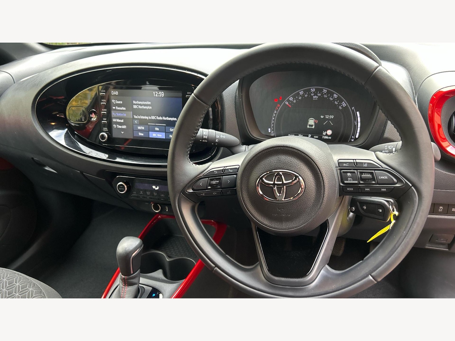 Used Toyota Aygo X 2022 for sale - 76512221: Photo 8
