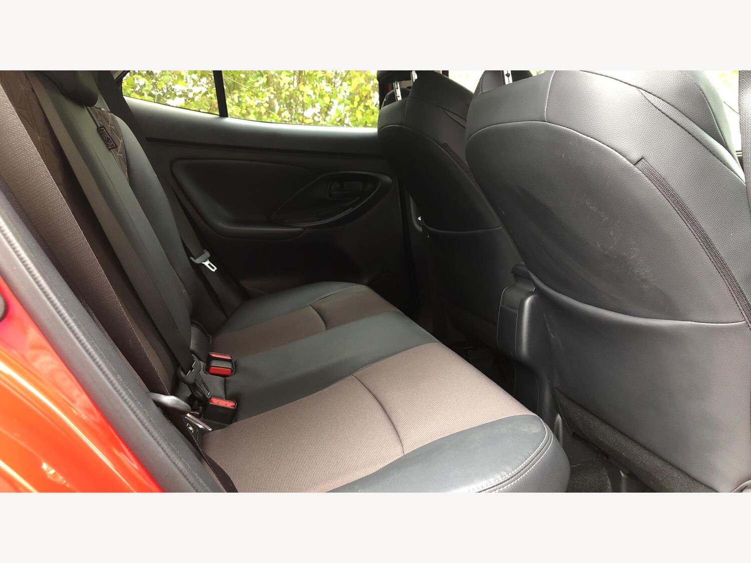 Used Toyota Yaris Cross 2024 for sale - 76109889: Photo 14